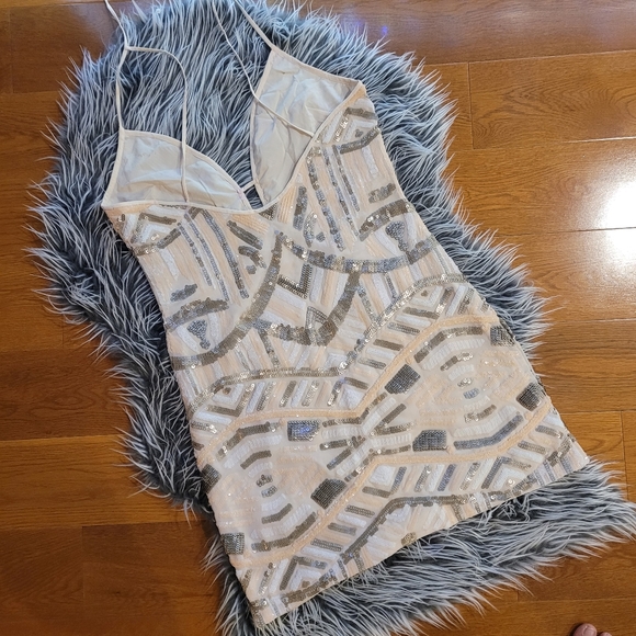 🍒FREE PEOPLE X SAYLOR🍒 SEQUIN MINI DRESS - Picture 3 of 11